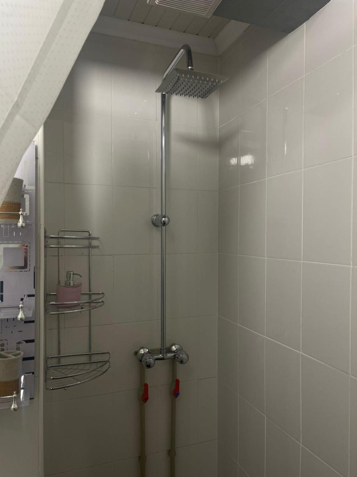 Hostel Kochevnik Capsule Hotel אלמטי מראה חיצוני תמונה