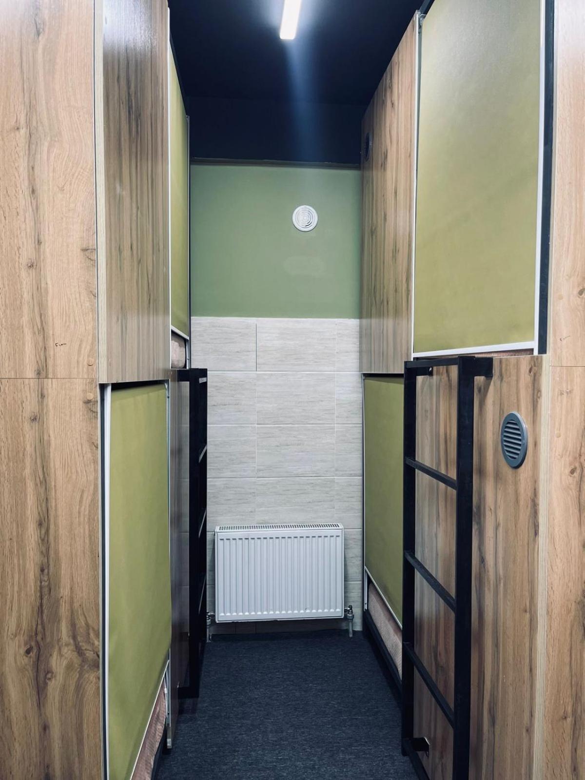 Hostel Kochevnik Capsule Hotel אלמטי מראה חיצוני תמונה