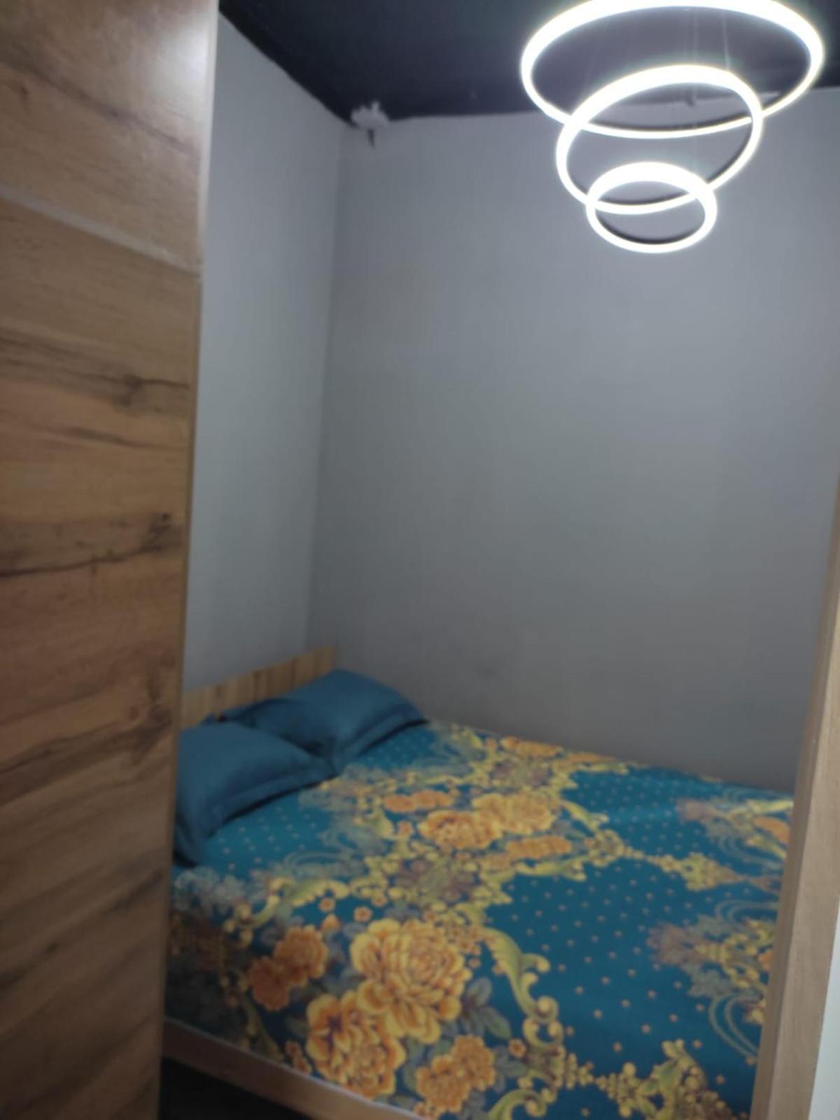 Hostel Kochevnik Capsule Hotel אלמטי מראה חיצוני תמונה