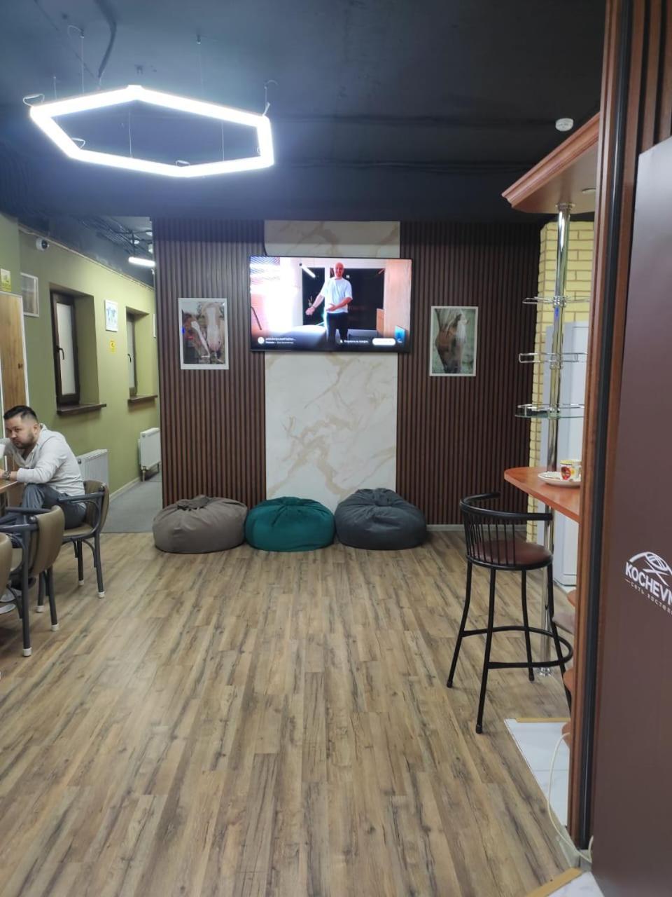 Hostel Kochevnik Capsule Hotel אלמטי מראה חיצוני תמונה