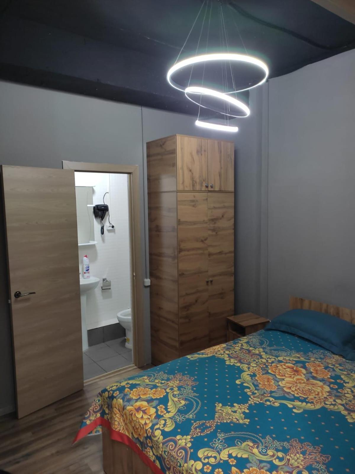 Hostel Kochevnik Capsule Hotel אלמטי מראה חיצוני תמונה